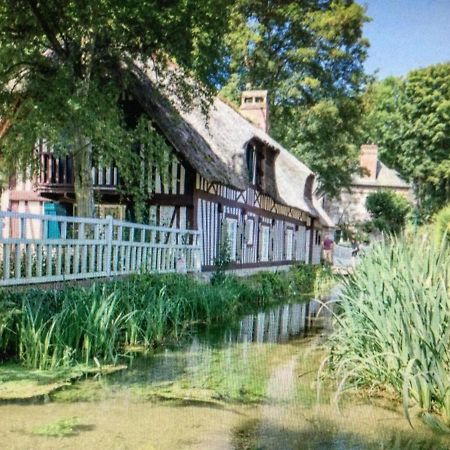 Le Clos-Masure De Beatrice Montreuil-en-Caux Exteriér fotografie